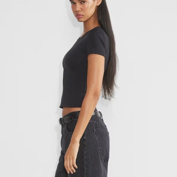 ARITZIA Original Contour Crew T-shirt - Picture 2 of 4